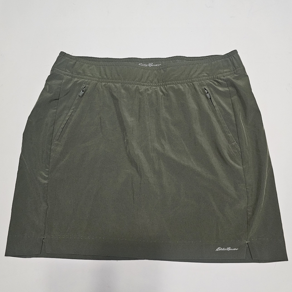Eddie Bauer Women's Green Zippered Pockets Outdoor Skort Casual M
